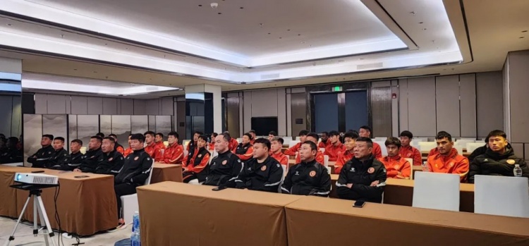 辽宁省体育局召开赛风赛纪会议，辽宁铁人全队通过视频全程参会