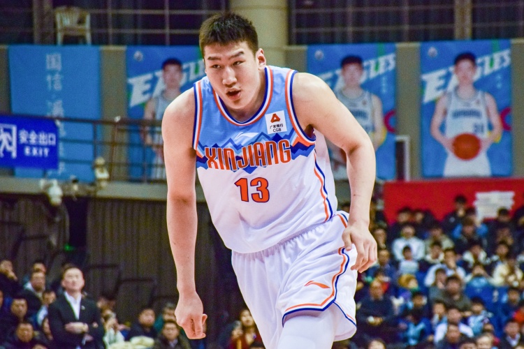 一个都不丢！李炎哲7中7得到16分2板